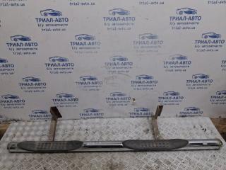 Подножка правая Kia Sorento 2002-2011
