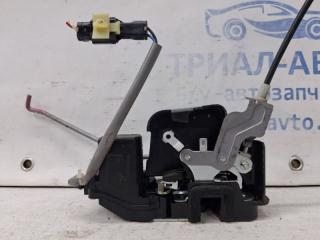 Замок двери передний правый Kia Sorento BL 2.5 diesel D4CB