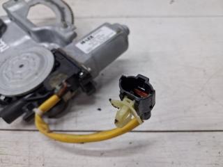 Стеклоподъемник передний левый Kia Sorento BL 2.5 diesel D4CB