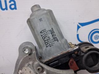 Стеклоподъемник задний левый Toyota Camry XV30 3.0 Бензин 1MZFE