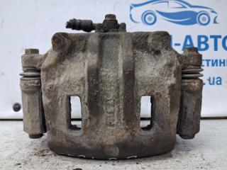 Суппорт передний правый Kia Sorento 2002-2011