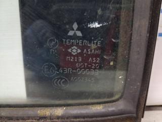 Стекло двери задней левой (форточка) Mitsubishi Pajero Wagon 3 3.2 Дизель 4M41