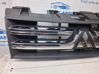 Решетка радиатора Mitsubishi Pajero Wagon 4 3.2 Дизель 4M41