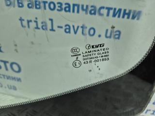 Стекло лобовое Outlander 2003-2006 cu 2.4 бензин 4G69