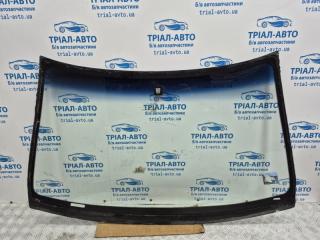 Стекло лобовое Outlander 2003-2006 cu 2.4 бензин 4G69