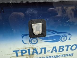 Стекло лобовое Outlander 2003-2006 cu 2.4 бензин 4G69