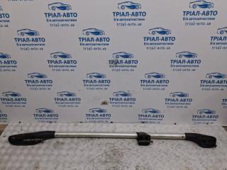 Рейлинг на крышу правый Outlander 2003-2006 cu 2.4 бензин 4G69