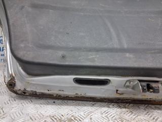 Крышка багажника Рестайлинг Outlander 2003-2006 cu 2.4 бензин 4G69