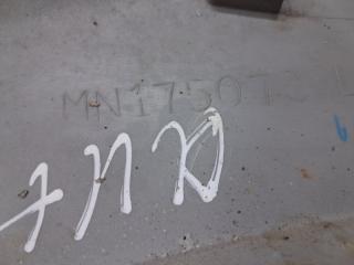 Накладка двери задняя левая Outlander 2003-2006 cu 2.4 бензин 4G69