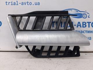 Решетка переднего бампера правая Mitsubishi Outlander 2003-2006