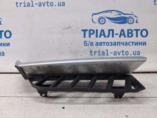 Решетка переднего бампера правая Outlander 2003-2006 cu 2.4 бензин 4G69