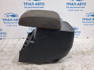 Подлокотник Mitsubishi Pajero Wagon 2006-2022