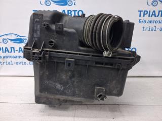 Корпус воздушного фильтра Toyota Camry 2001-2006