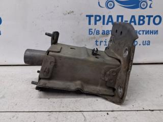 Кронштейн усилителя переднего бампера левый Juke 2010-2019 F15 1.6 turbo MR16DDT