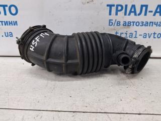 Патрубок воздушного фильтра Santa fe 2012-2019 DM 2.2 diesel D4HB