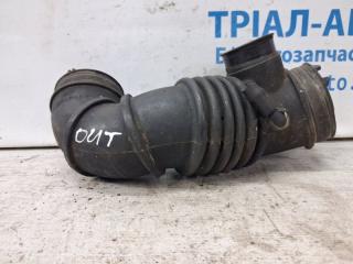 Патрубок воздушного фильтра Mitsubishi Outlander 2003-2006