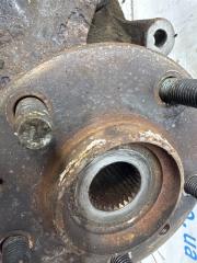 Кулак поворотный правый со ступицей 6 2007-2013 GH 2.5 бензин L5-VE