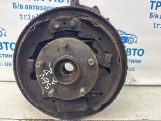 Цапфа задняя правая со ступицей Grand Vitara 2005-2016 JT 2.7 бензин H27A