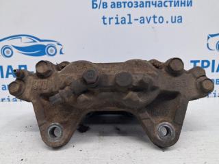 Суппорт передний правый Mitsubishi Pajero Wagon 4 3.2 Дизель 4M41