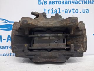 Суппорт передний правый Pajero Wagon 2006-2022 4 3.2 Дизель 4M41