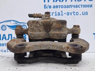 Суппорт передний левый Outlander 2003-2006 cu 2.4 бензин 4G69