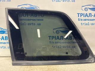 Фото запчасти стекло в кузов заднее левое Mitsubishi Outlander 2003-2006 Б/У запчасть Запчасть стекло в кузов заднее левое Mitsubishi Outlander 2003-2006