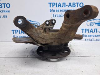 Кулак поворотный правый со ступицей Korando 2010-2019 C200 2.0 diesel D20Dt