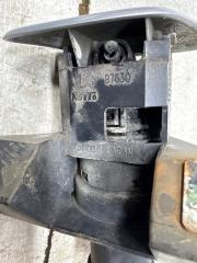 Омыватель фары левый Outlander 2003-2006 cu 2.4 бензин 4G69