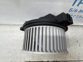 Вентилятор печки 6 2007-2013 GH 2.5 бензин L5-VE