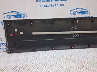 Накладка двери передняя левая Sorento 2002-2011 BL 2.5 diesel D4CB