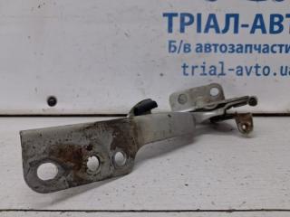 Петля капота правая Kia Sorento BL 2.5 diesel D4CB