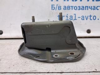 Кронштейн усилителя заднего бампера правый Nissan Juke F15 1.6 turbo MR16DDT