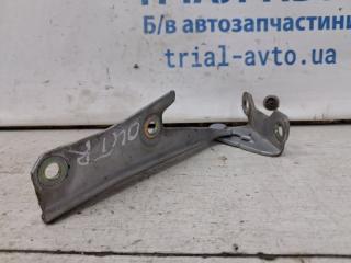 Петля капота правая Outlander 2003-2006 cu 2.4 бензин 4G69