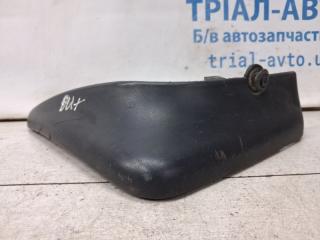Брызговик задний левый Outlander 2003-2006 cu 2.4 бензин 4G69