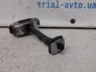 Ограничитель двери задний правый Hyundai IX35 LM 1.7 diesel D4FD