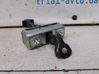 Ограничитель двери передний левый 6 2012- GJ 2.2 diesel