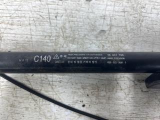 Амортизатор капота Chevrolet Captiva C140 2.2 diesel Z22D1