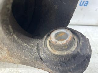 Цапфа задняя левая со ступицей Santa fe 2005-2012 CM 2.2 diesel D4HB