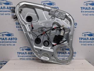 Стеклоподъемник задний левый Hyundai Santa fe 2005-2012