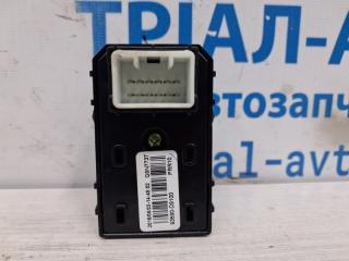 Кнопка стеклоподъемника Kia Sportage QL 1.7 diesel D4FD