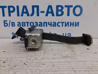 Ограничитель двери передний правый Kia Sportage 2015-2022