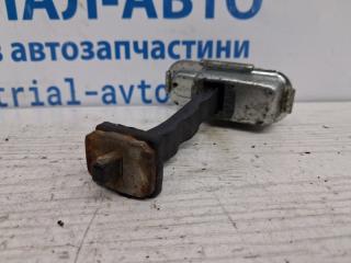 Ограничитель двери передний левый Hyundai I30 GD 1.6 diesel D4FB