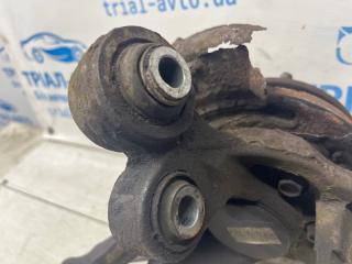 Цапфа задняя левая со ступицей Kia Sportage SL 1.7 diesel D4FD