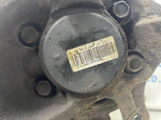 Цапфа задняя левая со ступицей Sportage 2010-2016 SL 1.7 diesel D4FD