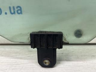 Стекло двери переднее левое Kia Sportage SL 1.7 diesel D4FD