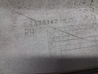 Накладка крыла передняя правая Pajero Wagon 1999-2006 3 3.2 Дизель 4M41