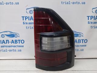 Фонарь задний внешний правый Mitsubishi Pajero Wagon 1999-2006
