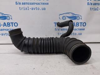 Патрубок воздушного фильтра Mitsubishi Pajero Wagon 1999-2006