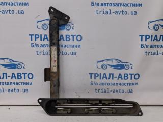 Ограничитель двери задний Pajero Wagon 1999-2006 3 3.2 Дизель 4M41