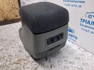 Подлокотник Mitsubishi Pajero Wagon 3 3.2 Дизель 4M41